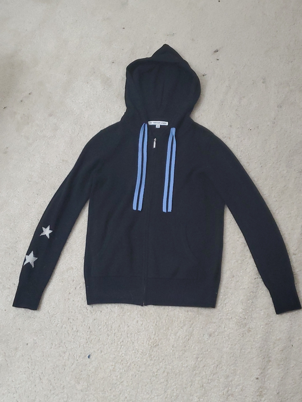 NWOT, Women's Cashmere Black Hooded Zip Sweater with Blue Drawstrings - Picture 2 of 4